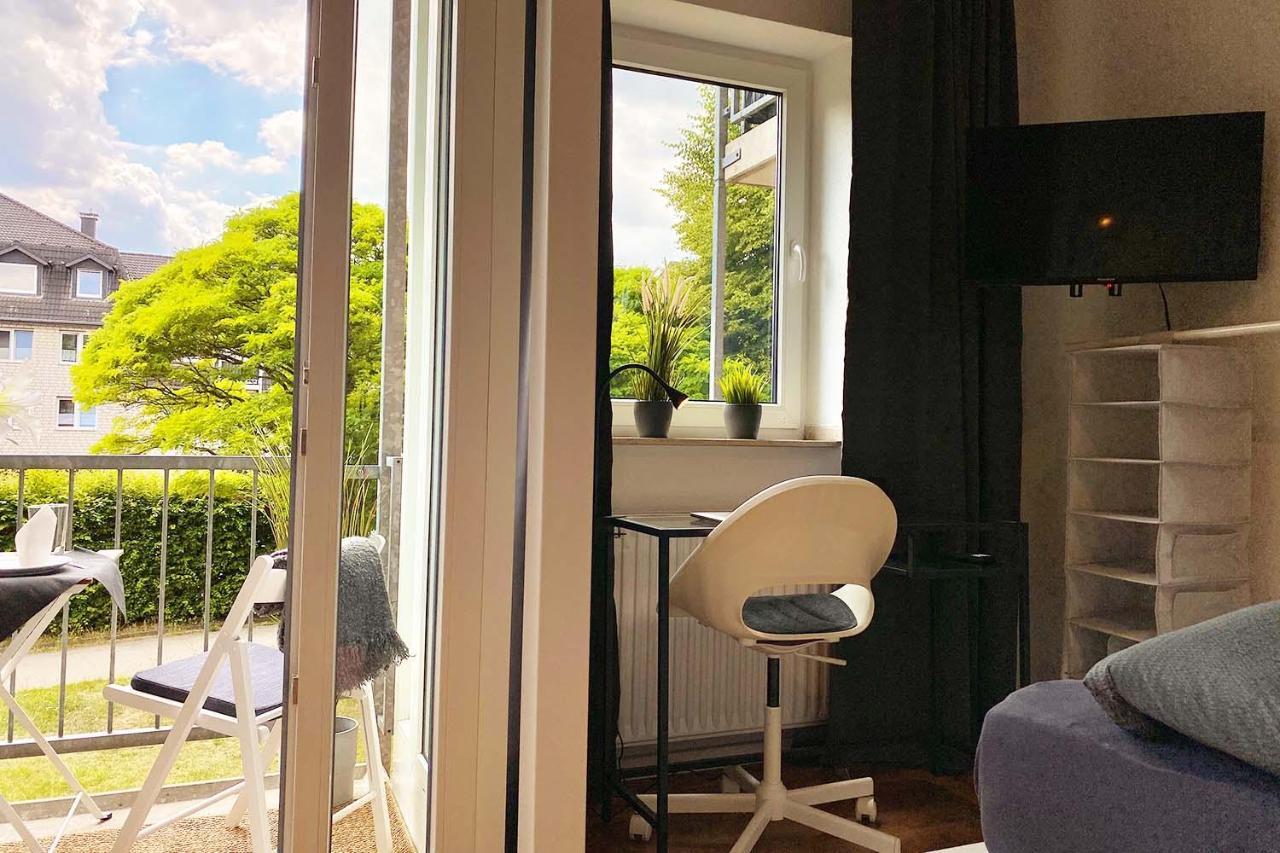 Business & Tourist Apartment With Balcony Osnabrück Buitenkant foto